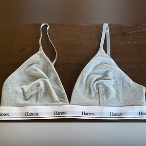 Hanes Women’s Medium Gray & White Triangle Bralette No Wire & No Padding
